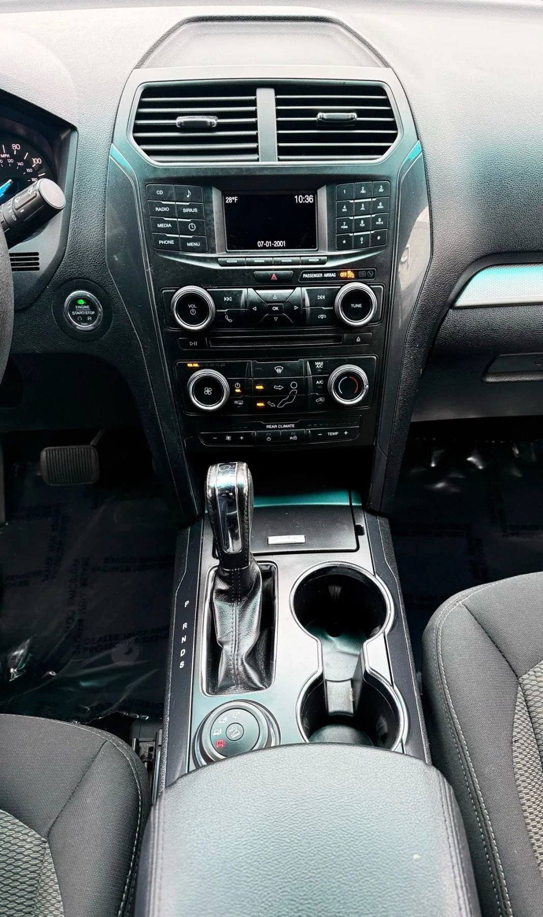 Used 2016 Ford Explorer XLT image 21