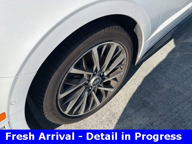 Used 2022 Hyundai Sonata Limited image 3