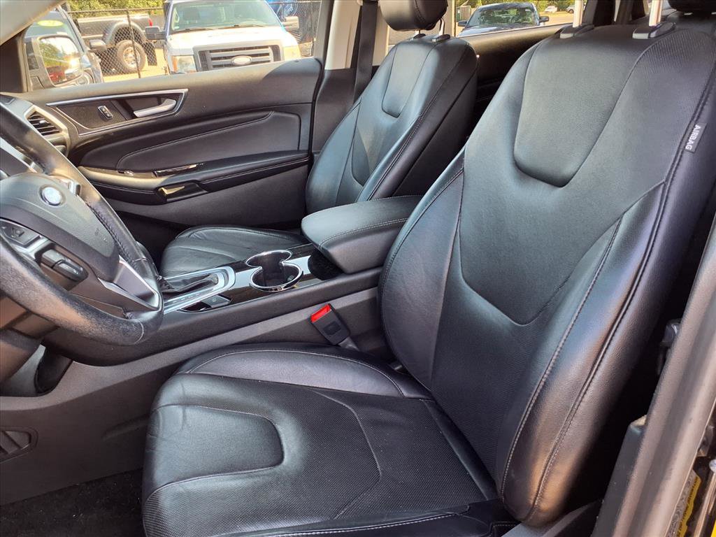 Used 2016 Ford Edge Titanium w/ Equipment Group 302A image 3