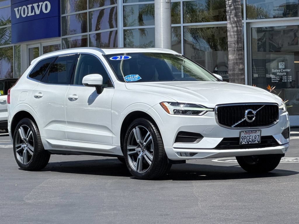 Used 2021 Volvo XC60 T5 Momentum w/ Premium Package AWD/4WD image 7