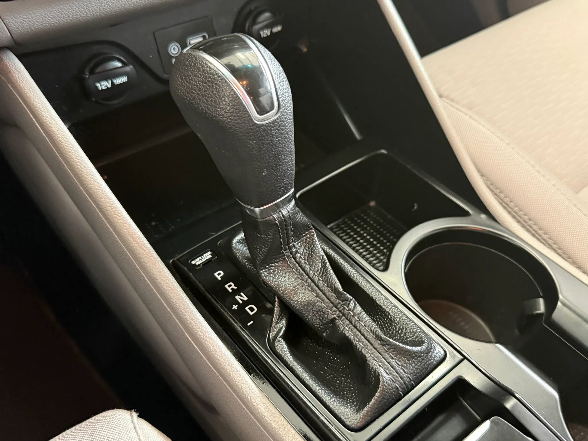 Used 2021 Hyundai Tucson SE image 18