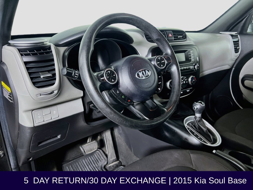 Used 2015 Kia Soul FWD image 11