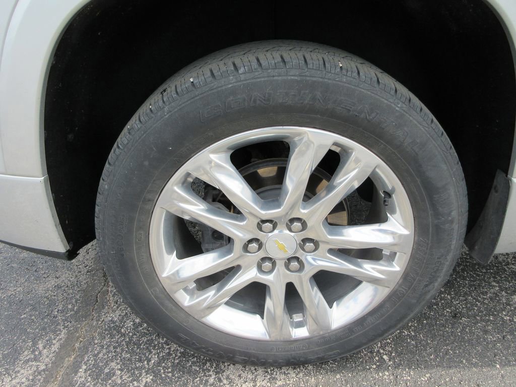 Used 2021 Chevrolet Traverse High Country w/ LPO, Floor Liner Package image 9