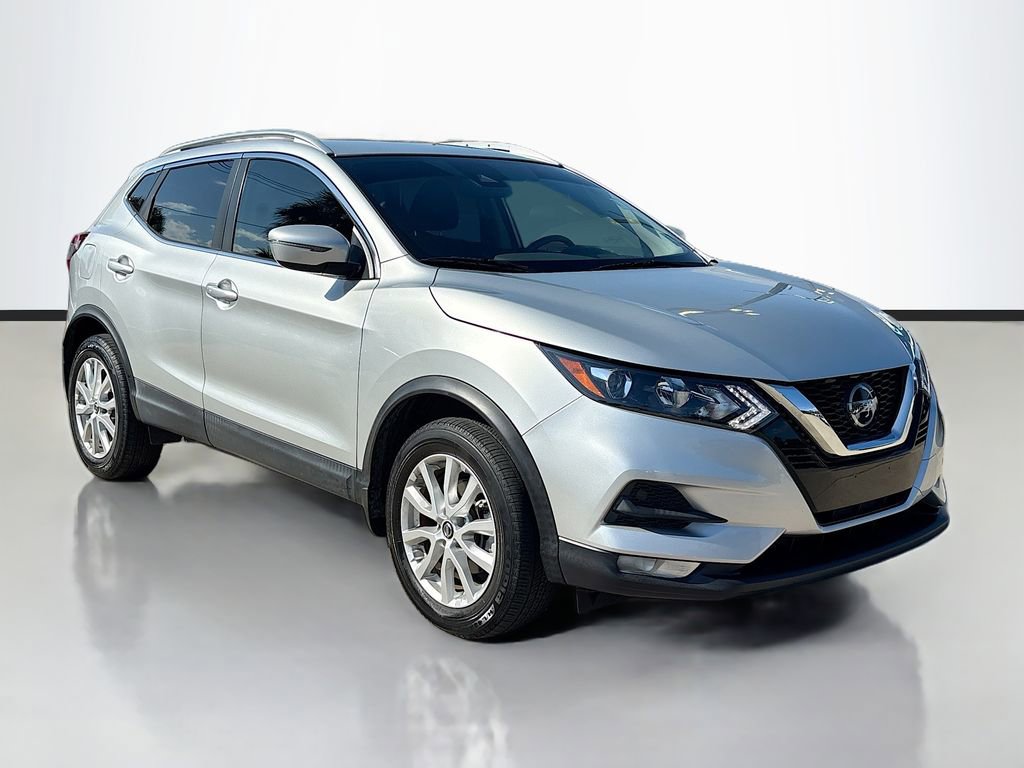 Used 2022 Nissan Rogue Sport SV image 3