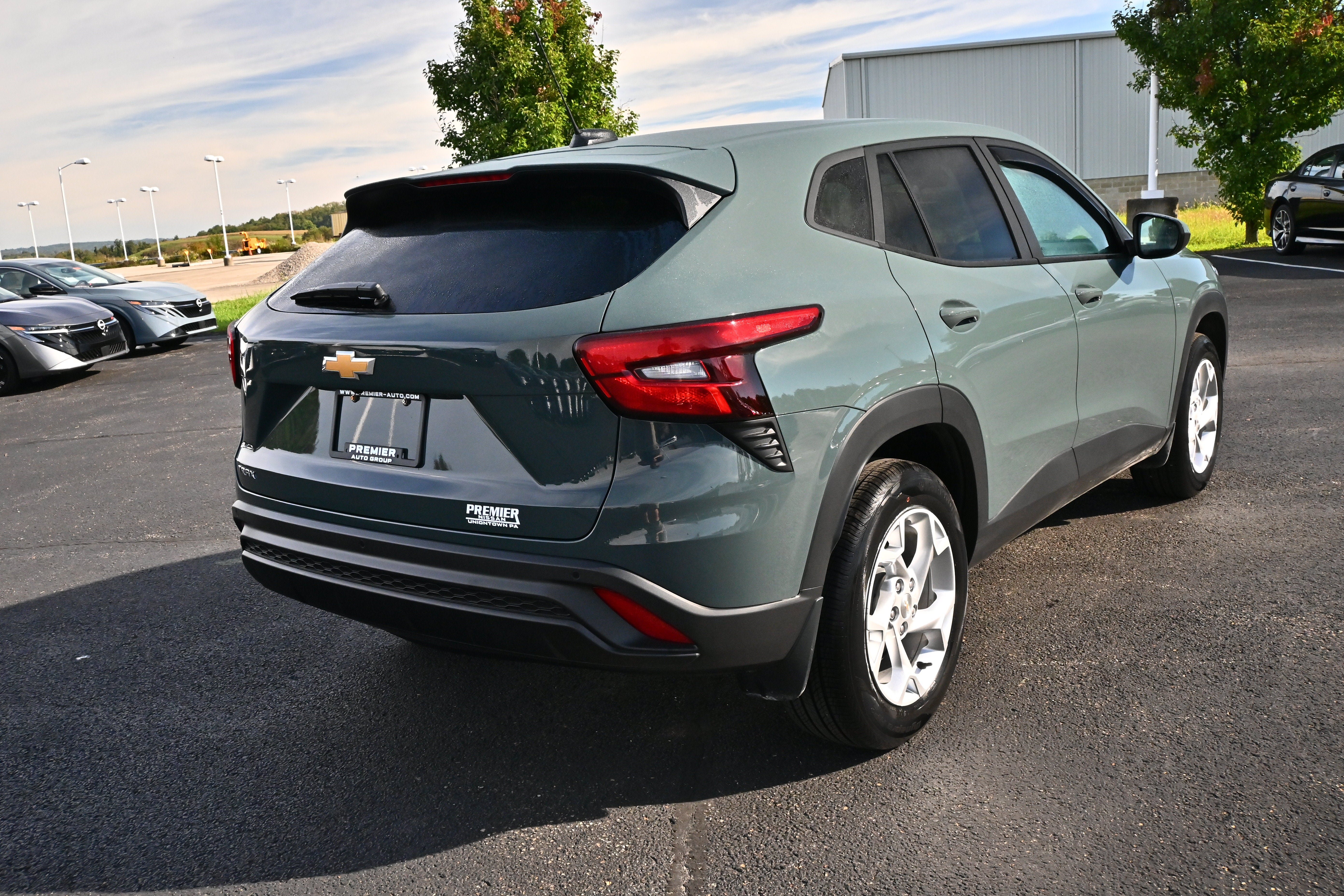 Used 2026 Chevrolet Trax LS w/ LS Convenience Package FWD image 6