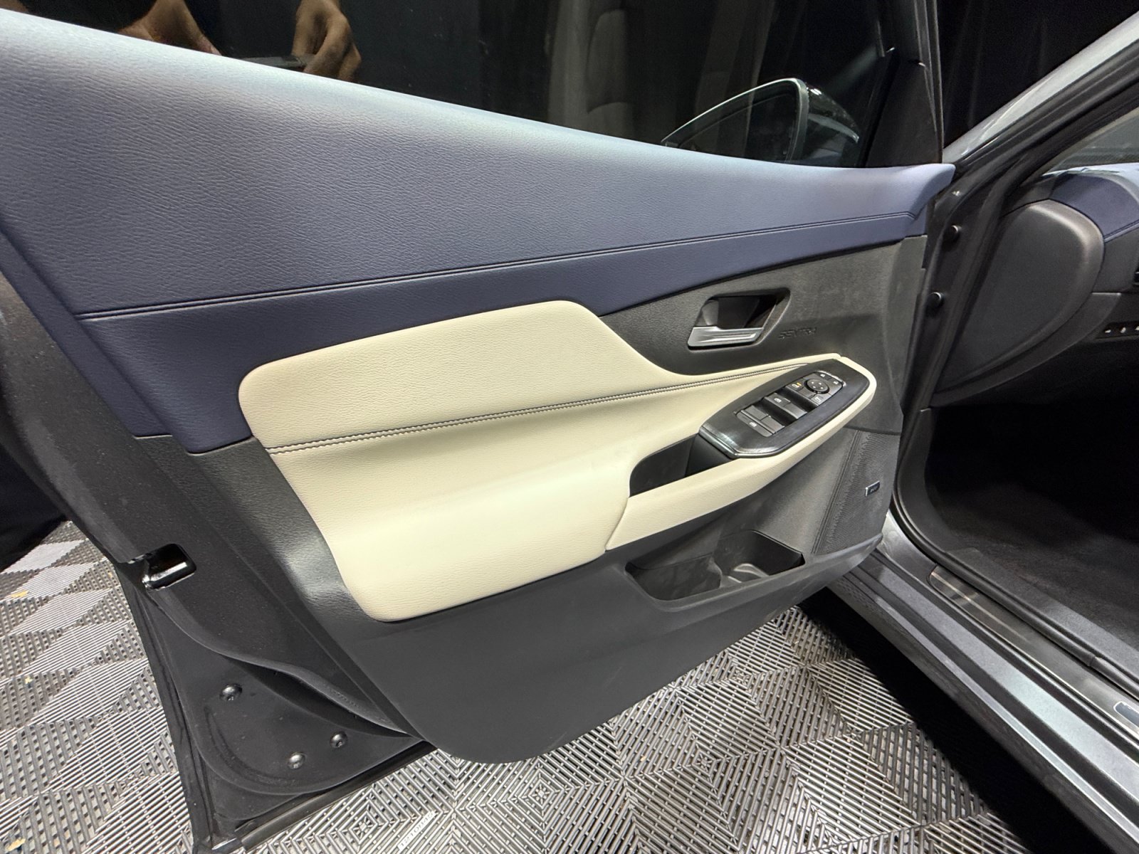 New 2026 Nissan Sentra SL w/ Floor Mat Package FWD image 13