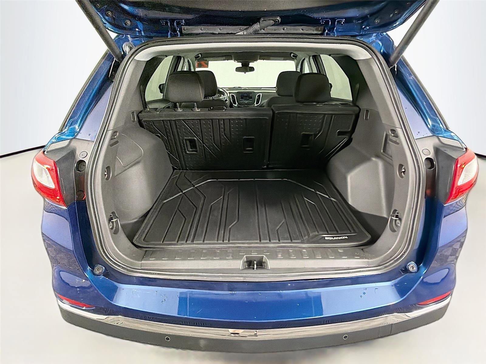 Used 2021 Chevrolet Equinox LT FWD image 25