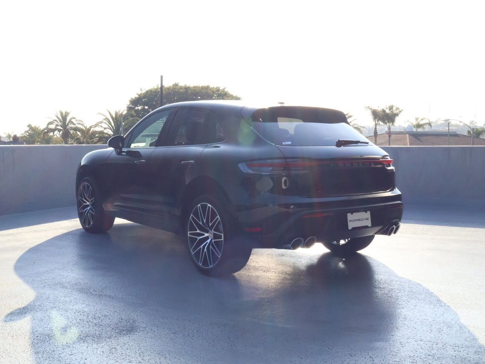 New 2026 Porsche Macan AWD/4WD image 3