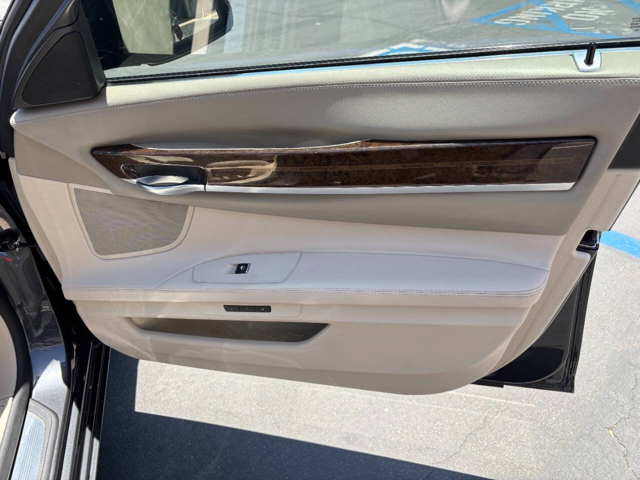 Used 2013 BMW 740Li RWD image 29