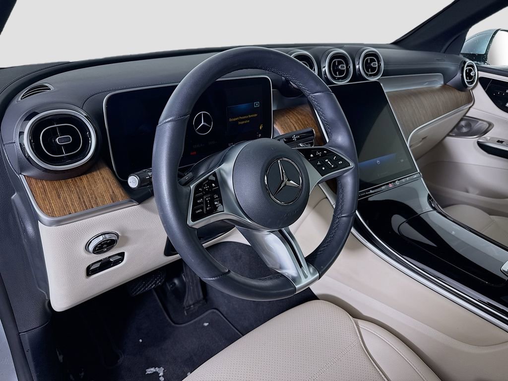 Certified 2024 Mercedes-Benz GLC 300 4MATIC image 9