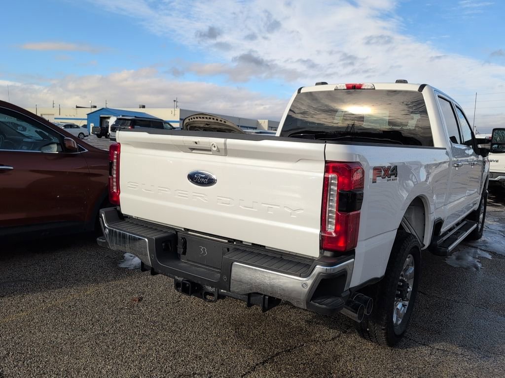 Used 2025 Ford F350 Lariat image 18