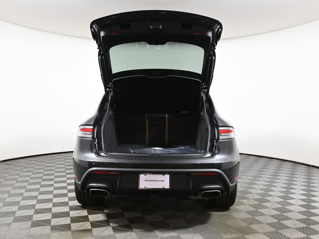 New 2026 Porsche Macan AWD/4WD image 42