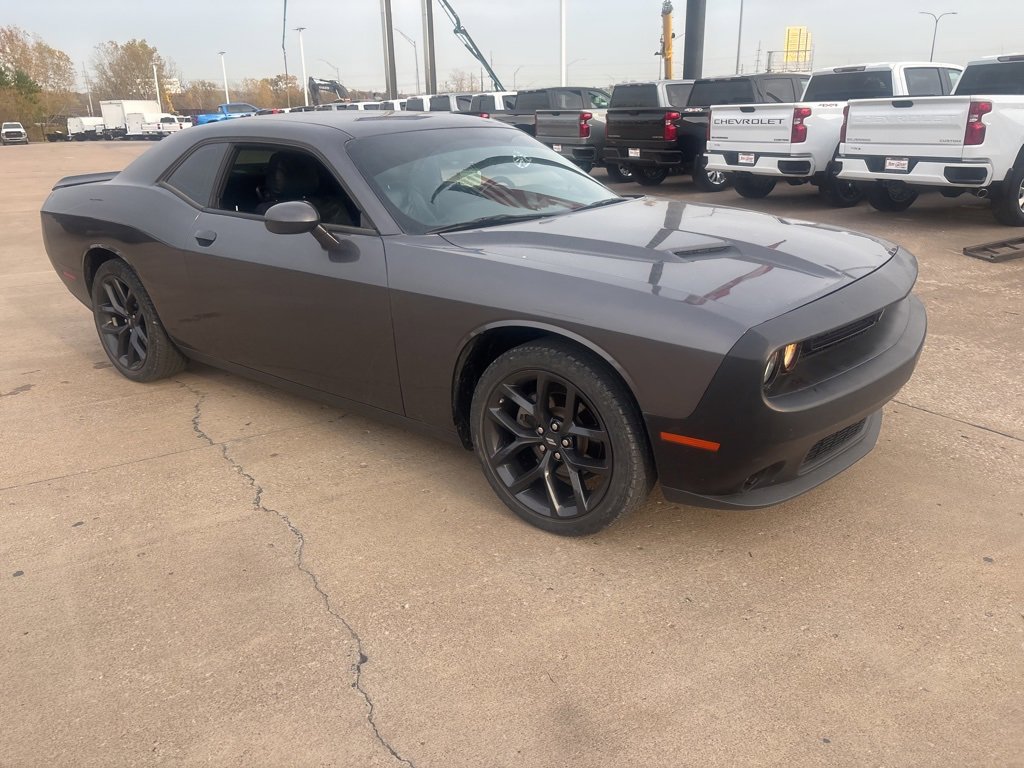 Used 2022 Dodge Challenger SXT w/ Blacktop Package image 3