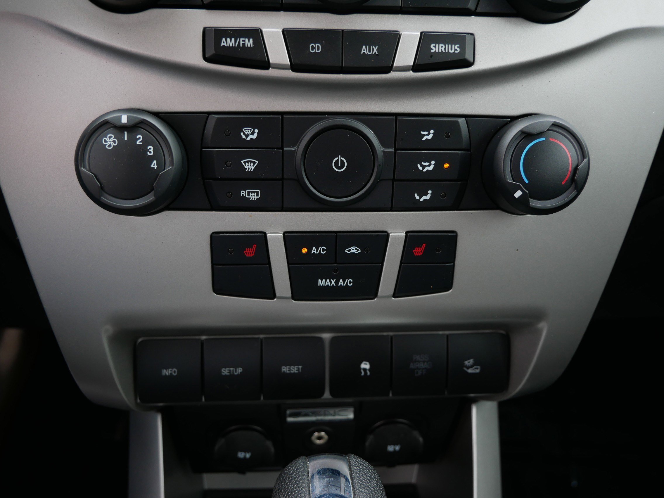 Used 2011 Ford Focus SEL FWD image 23