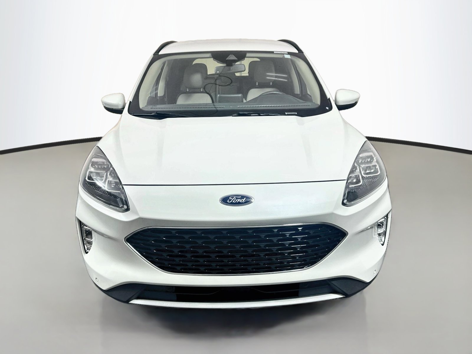 Used 2020 Ford Escape Titanium AWD/4WD image 2