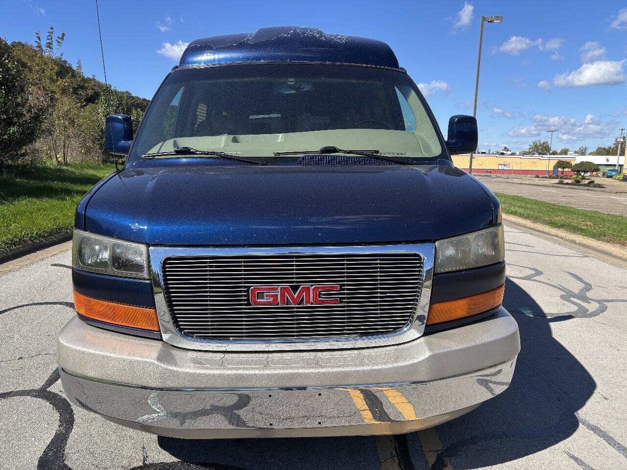 Used 2003 GMC Savana 3500 RWD image 2