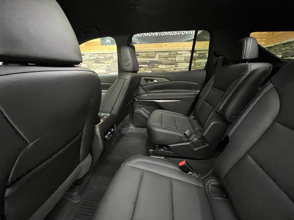 Used 2025 Chevrolet Traverse LT w/ Driver Confidence Package AWD/4WD image 43