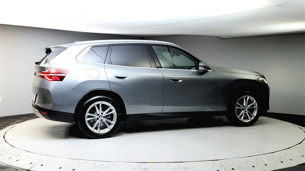 Used 2025 BMW X3 xDrive30i w/ Premium Package image 7