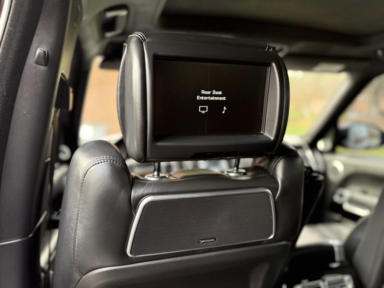 Used 2015 Land Rover Range Rover Autobiography image 23