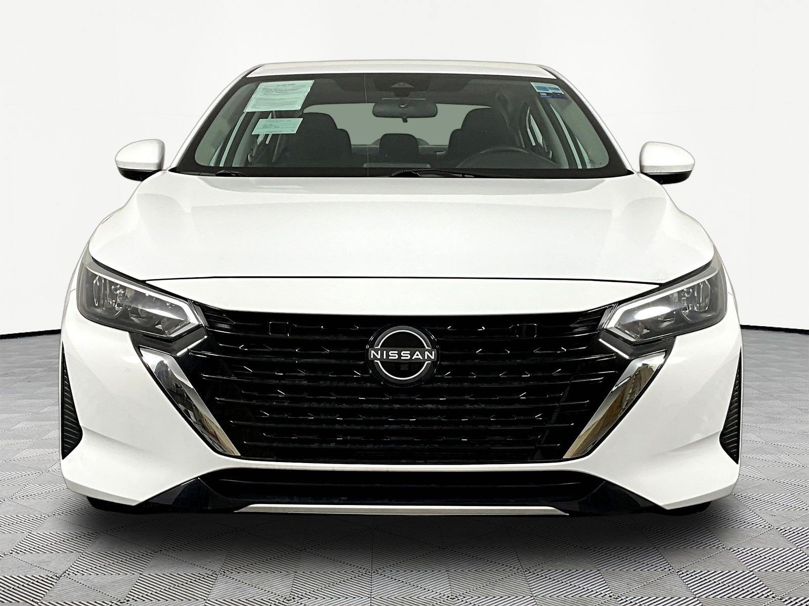 Certified 2025 Nissan Sentra S FWD image 2