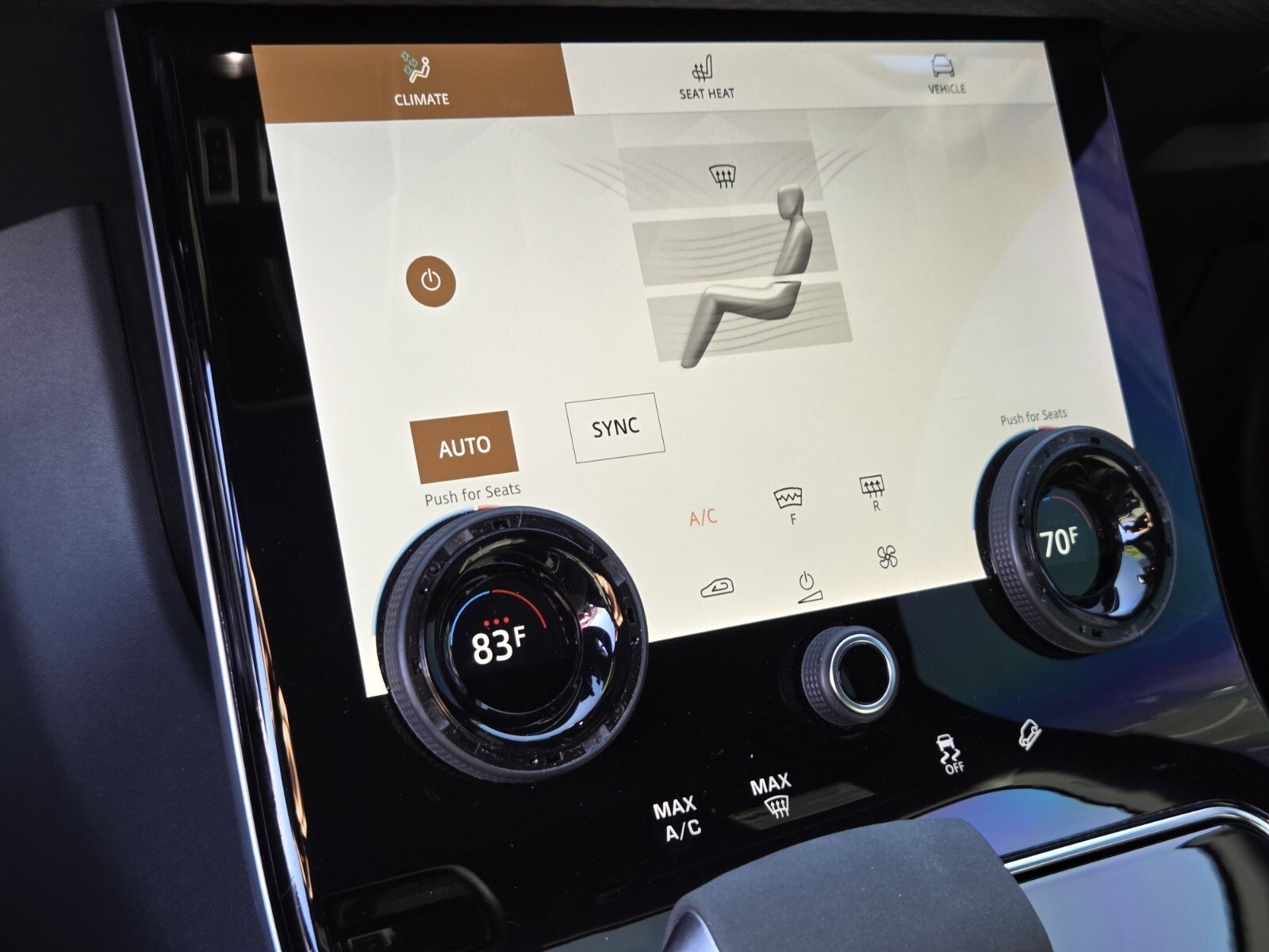 Used 2022 Land Rover Range Rover Velar S image 23