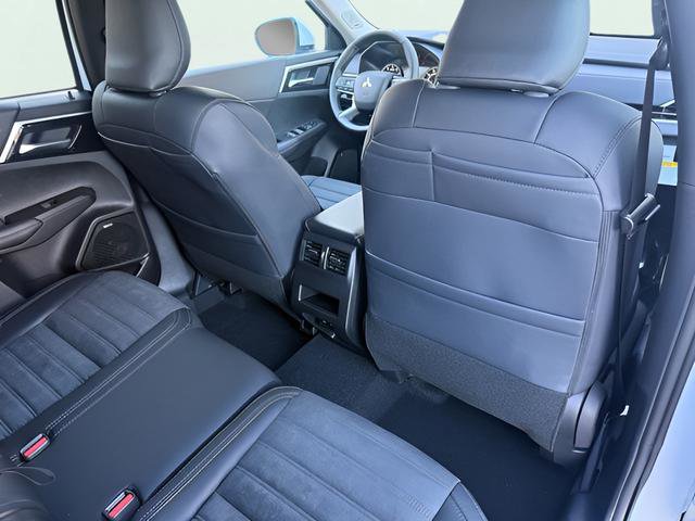 New 2026 Mitsubishi Outlander SE FWD image 27