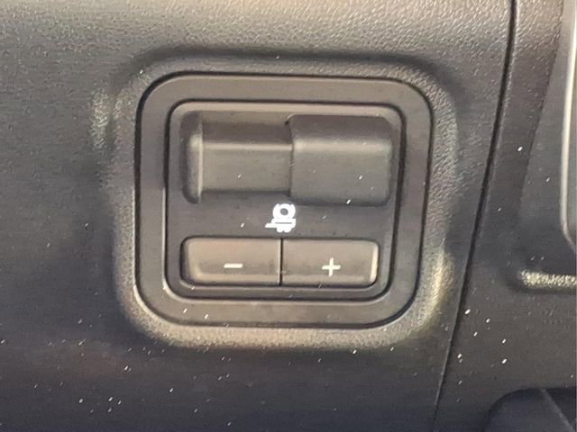 Used 2025 GMC Hummer EV 3X AWD/4WD image 25