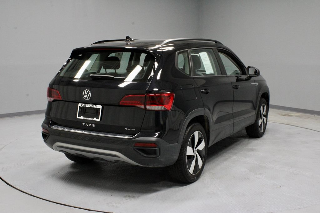 Used 2023 Volkswagen Taos S w/ Driver Assistance Package AWD/4WD image 10