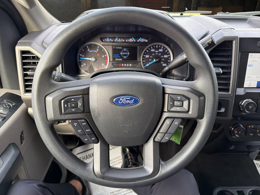 Used 2022 Ford F350 XL w/ STX Appearance Package RWD image 19