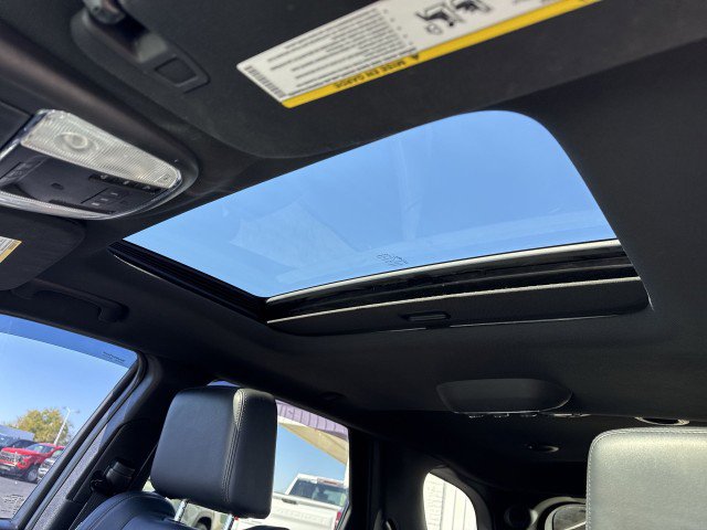 Used 2014 Dodge Durango R/T image 16