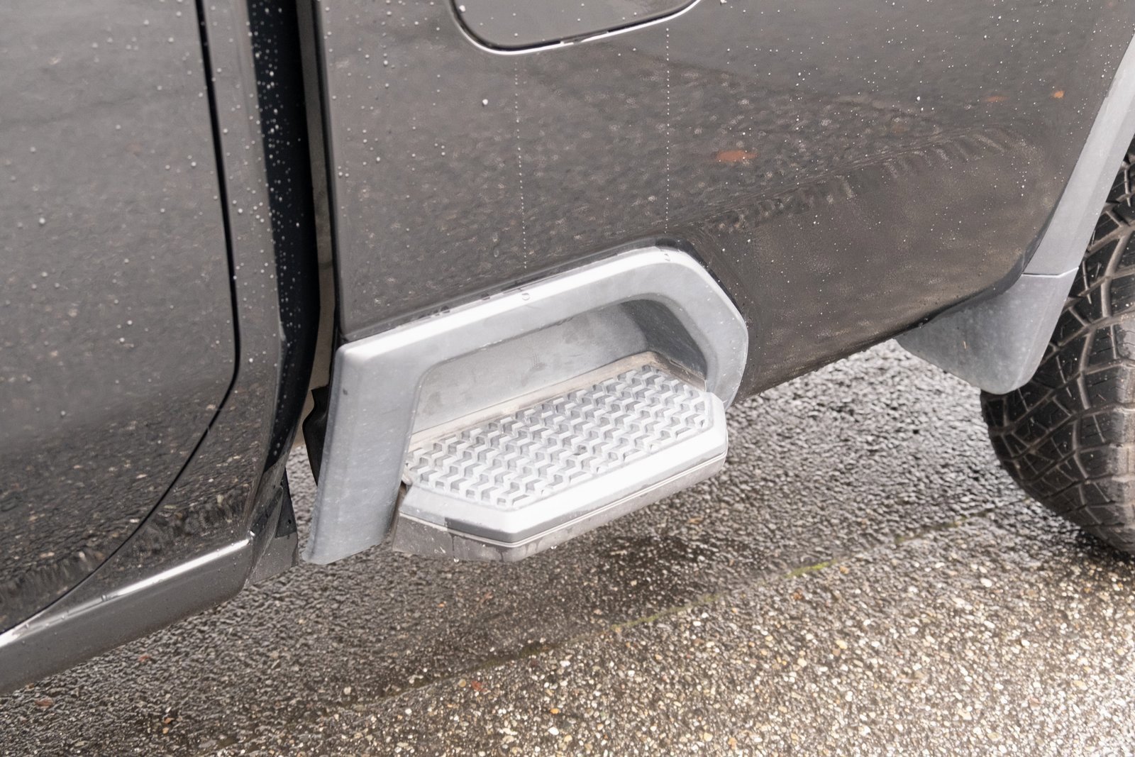 Used 2024 Chevrolet Silverado 3500 LT image 21