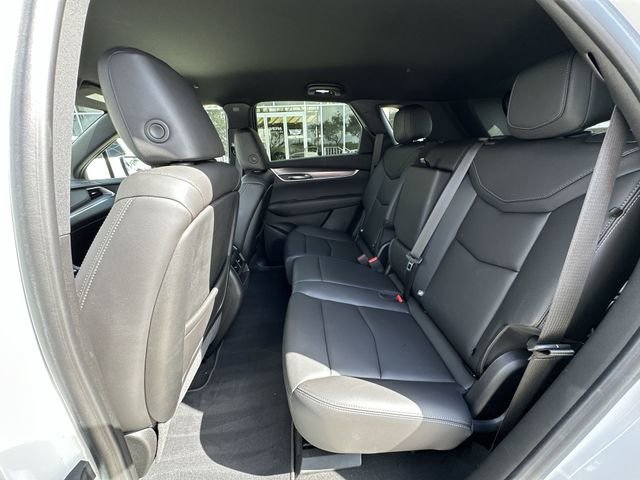 Certified 2023 Cadillac XT5 Luxury w/ LPO, Floor Liner Package image 28