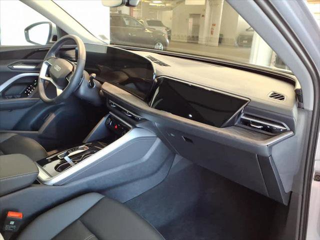 Certified 2025 Audi Q5 Premium w/ Convenience Package image 20