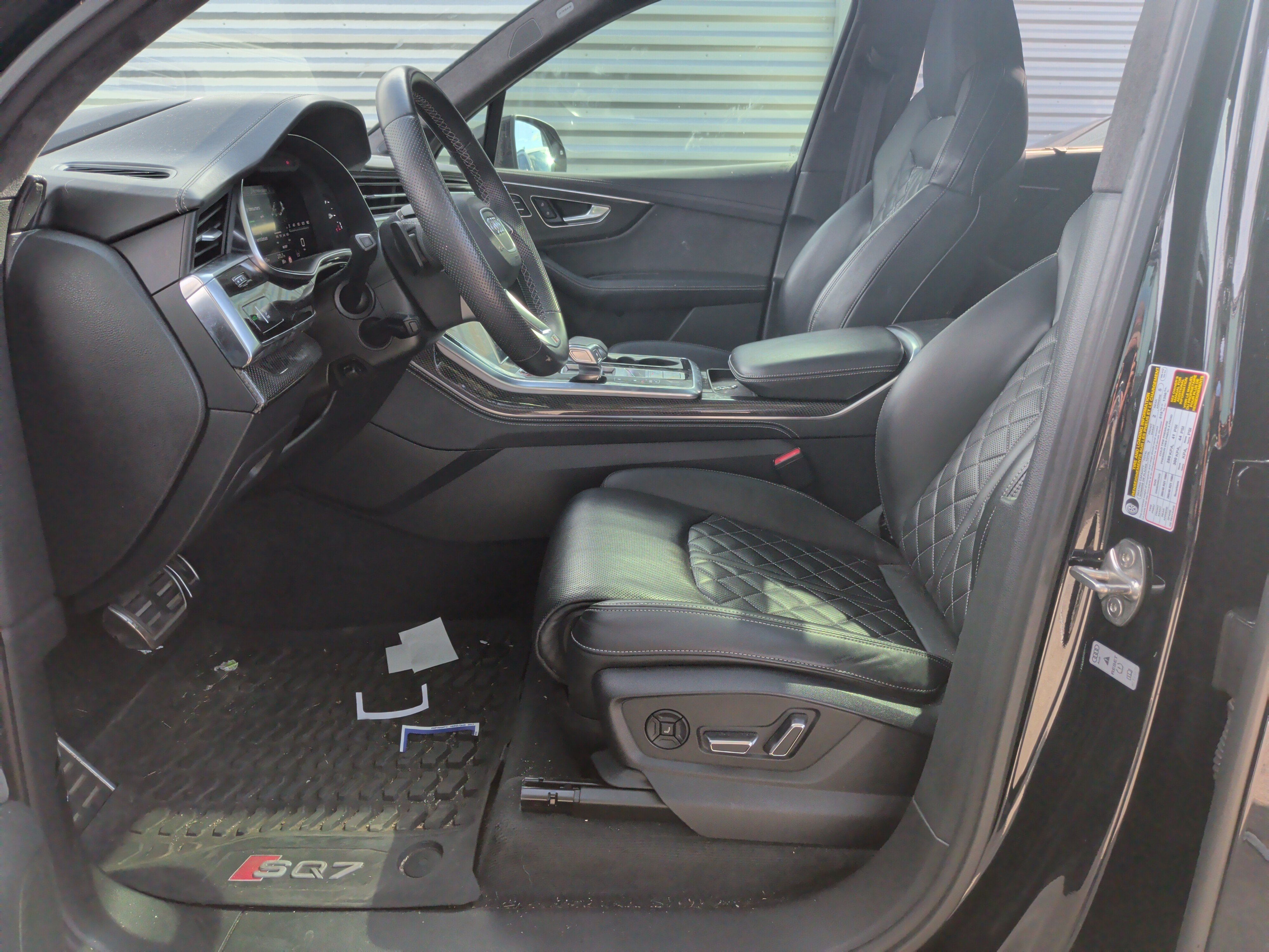 Used 2021 Audi SQ7 Prestige AWD/4WD image 16