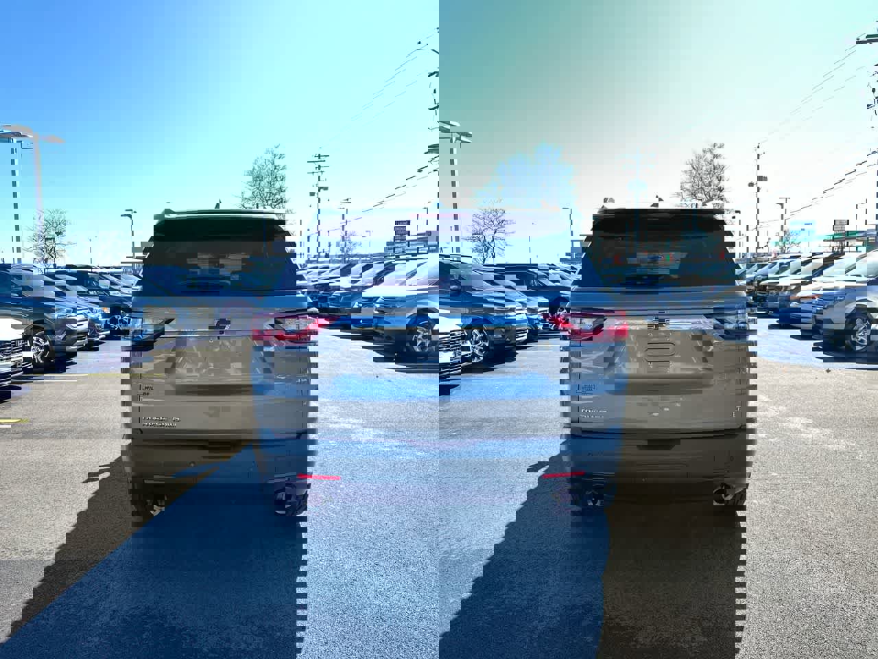 Used 2019 Chevrolet Traverse LT image 12