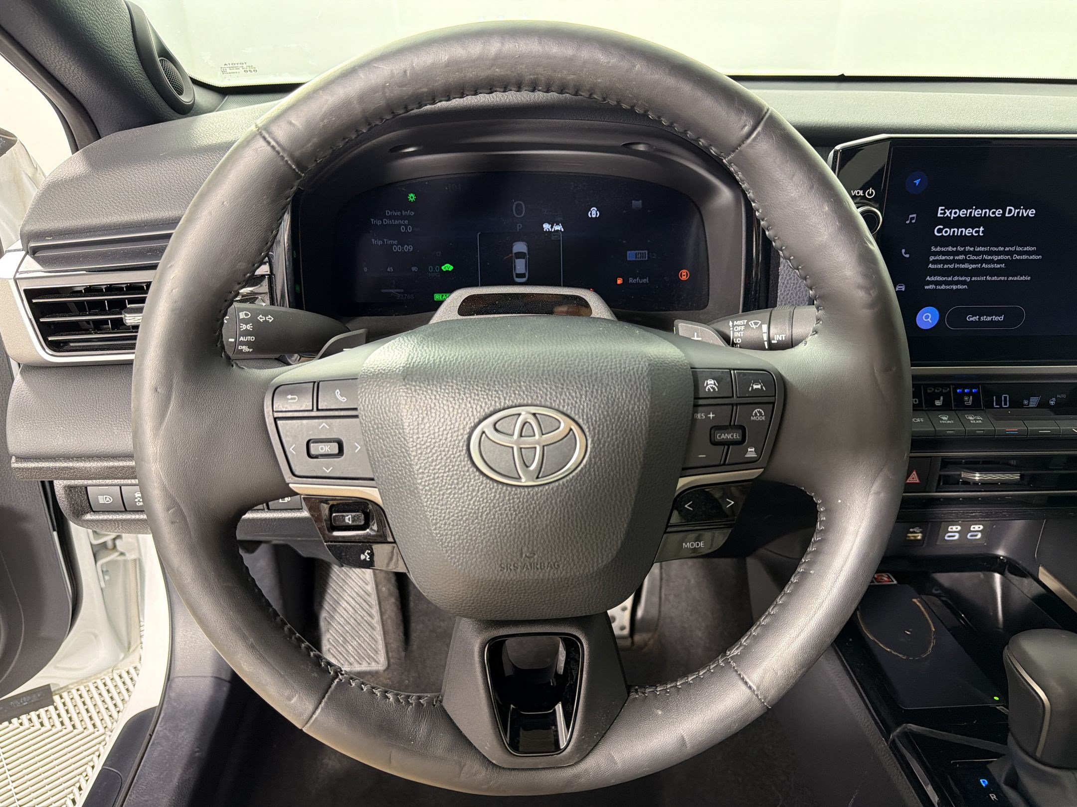 Used 2025 Toyota Camry XSE w/ Premium Plus Package AWD/4WD image 11
