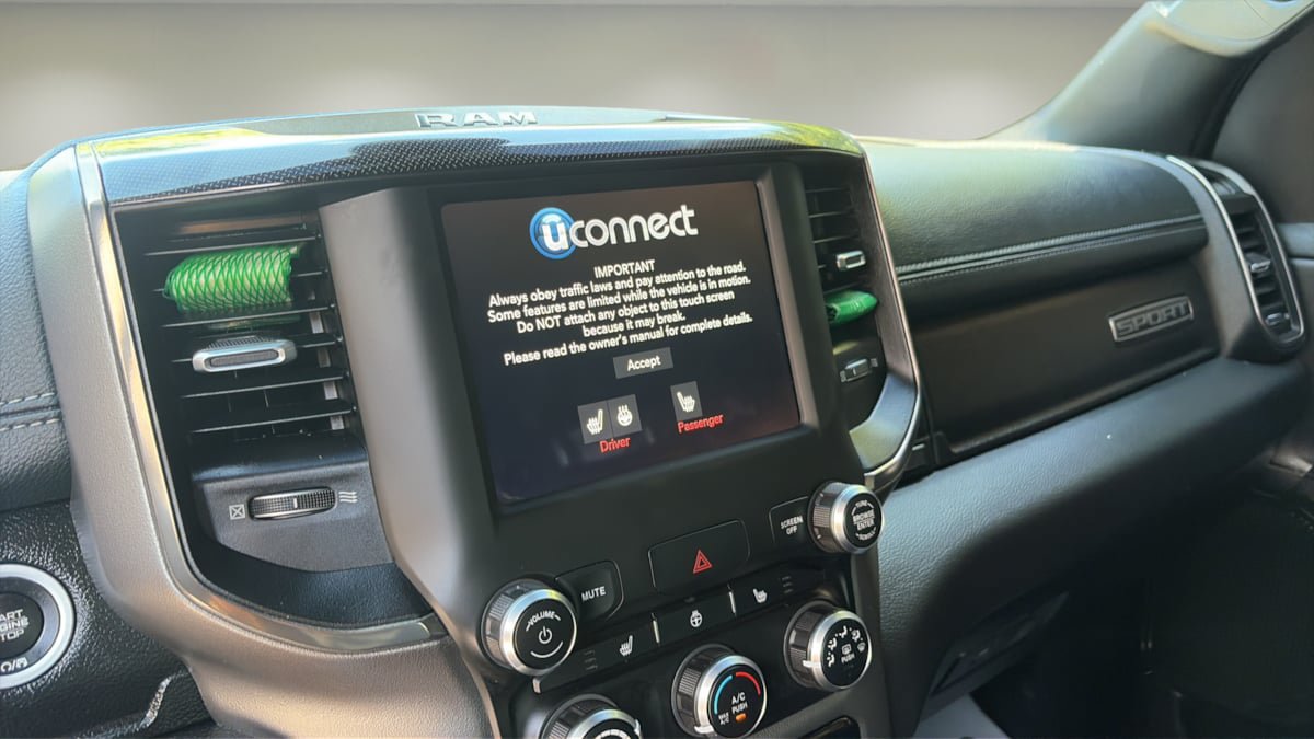 Used 2020 RAM 1500 Sport AWD/4WD image 17