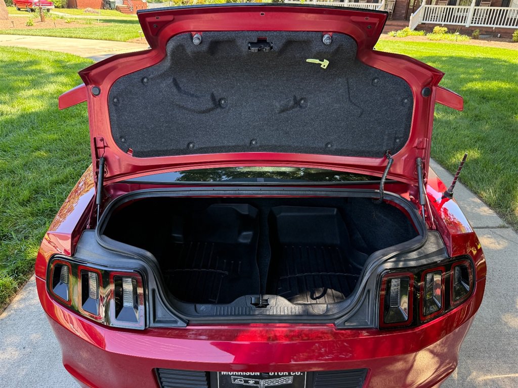 Used 2013 Ford Mustang Coupe RWD image 58