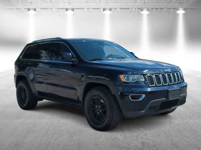 Certified 2018 Jeep Grand Cherokee Laredo AWD/4WD image 2