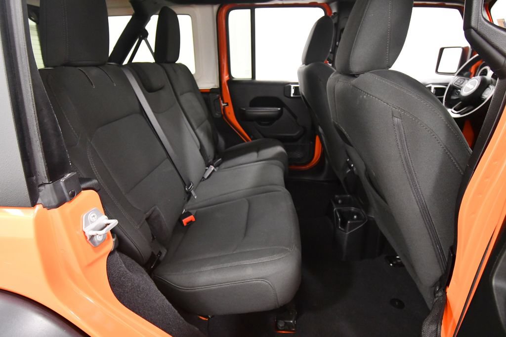 Used 2018 Jeep Wrangler Unlimited Sport S AWD/4WD image 16