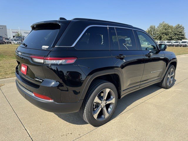 New 2025 Jeep Grand Cherokee Limited image 7