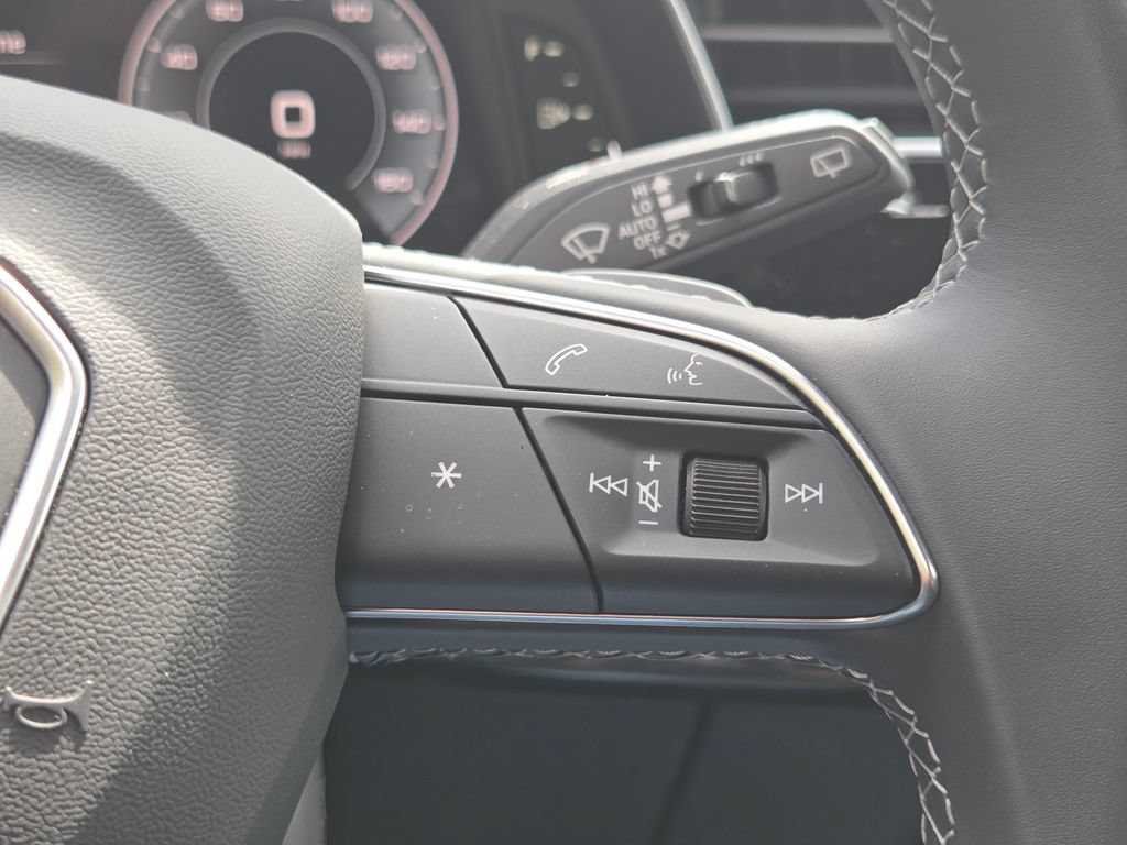 Certified 2026 Audi Q7 2.0T Premium Plus AWD/4WD image 16