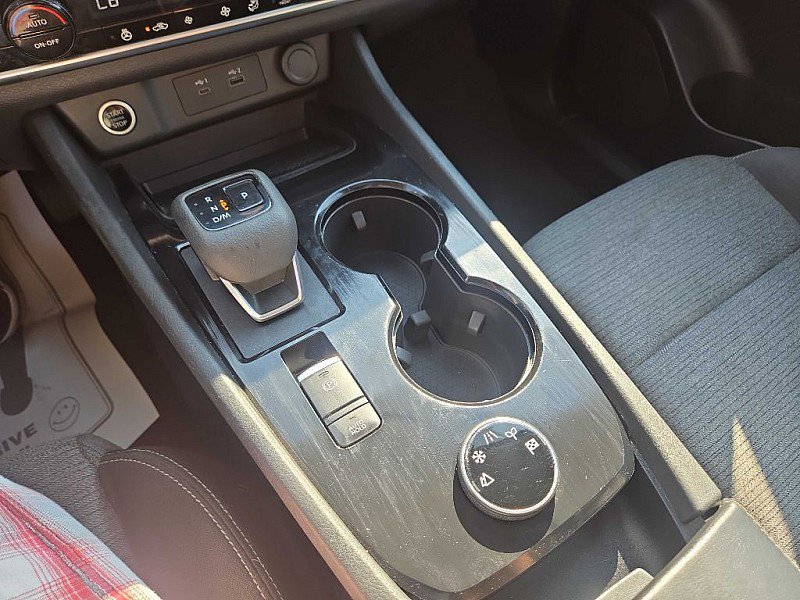 Used 2021 Nissan Rogue SV image 23
