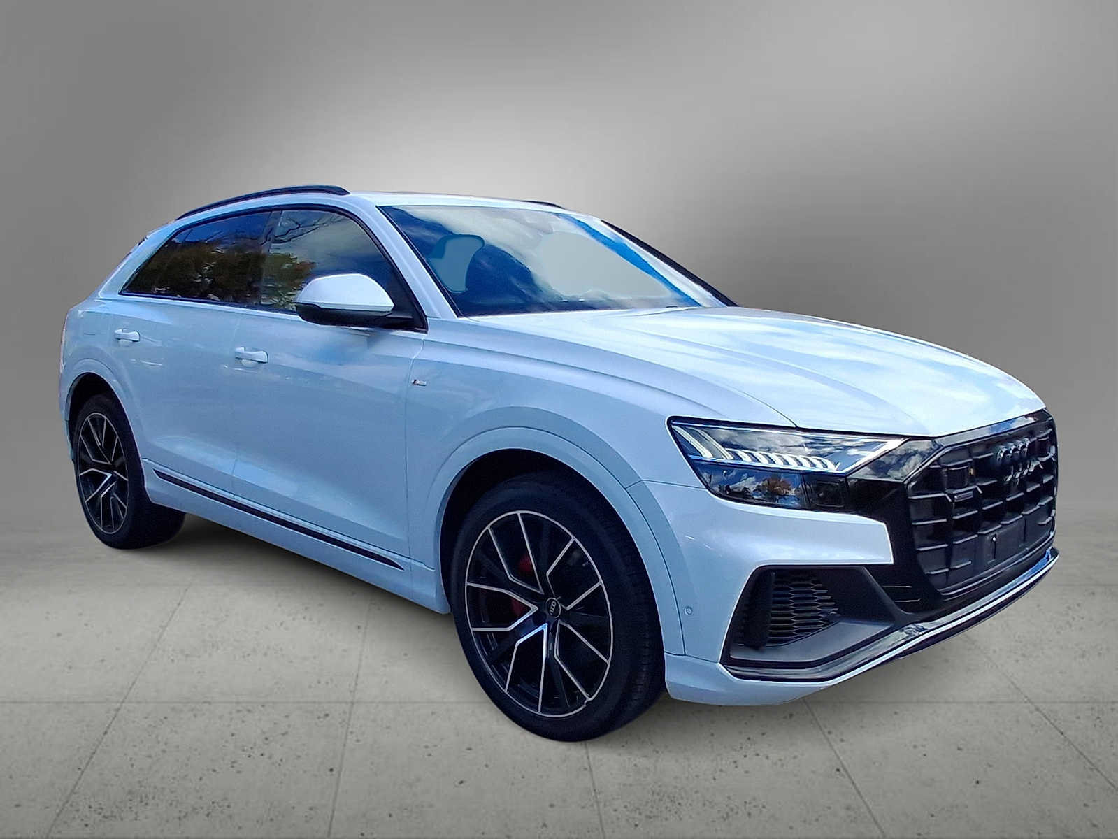 Certified 2023 Audi Q8 Premium Plus AWD/4WD image 2