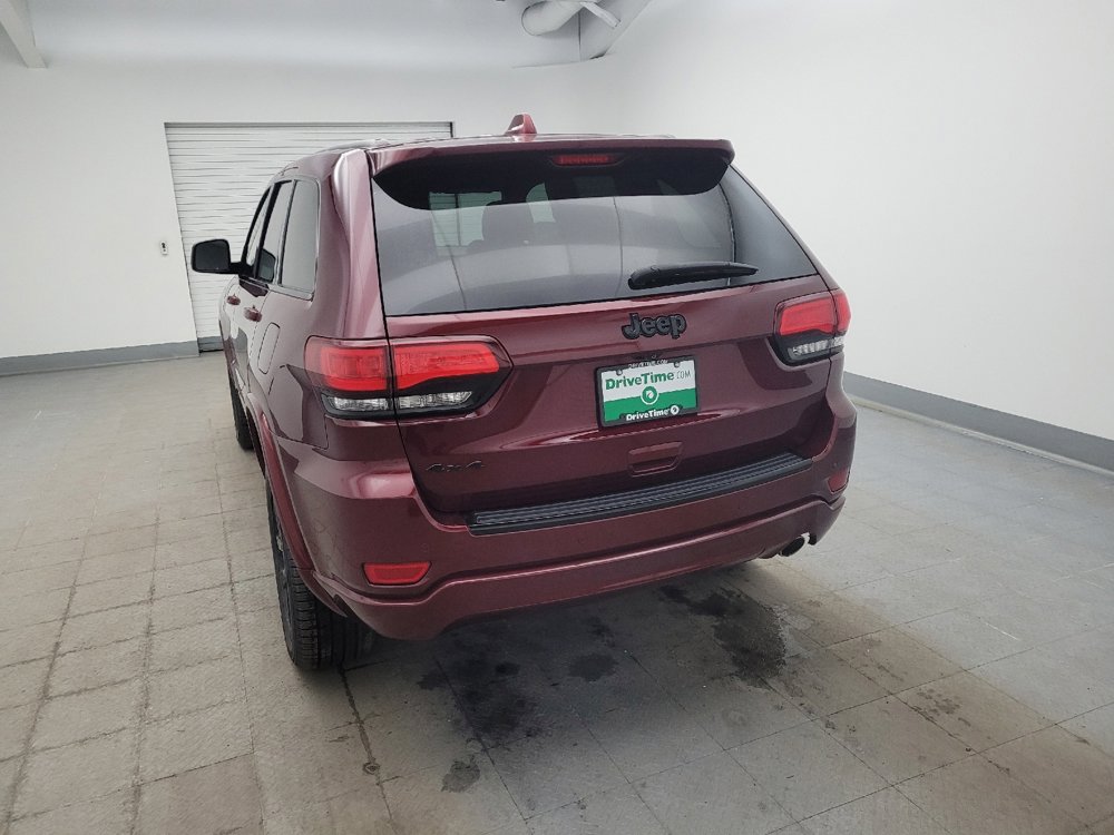 Used 2018 Jeep Grand Cherokee Altitude image 6