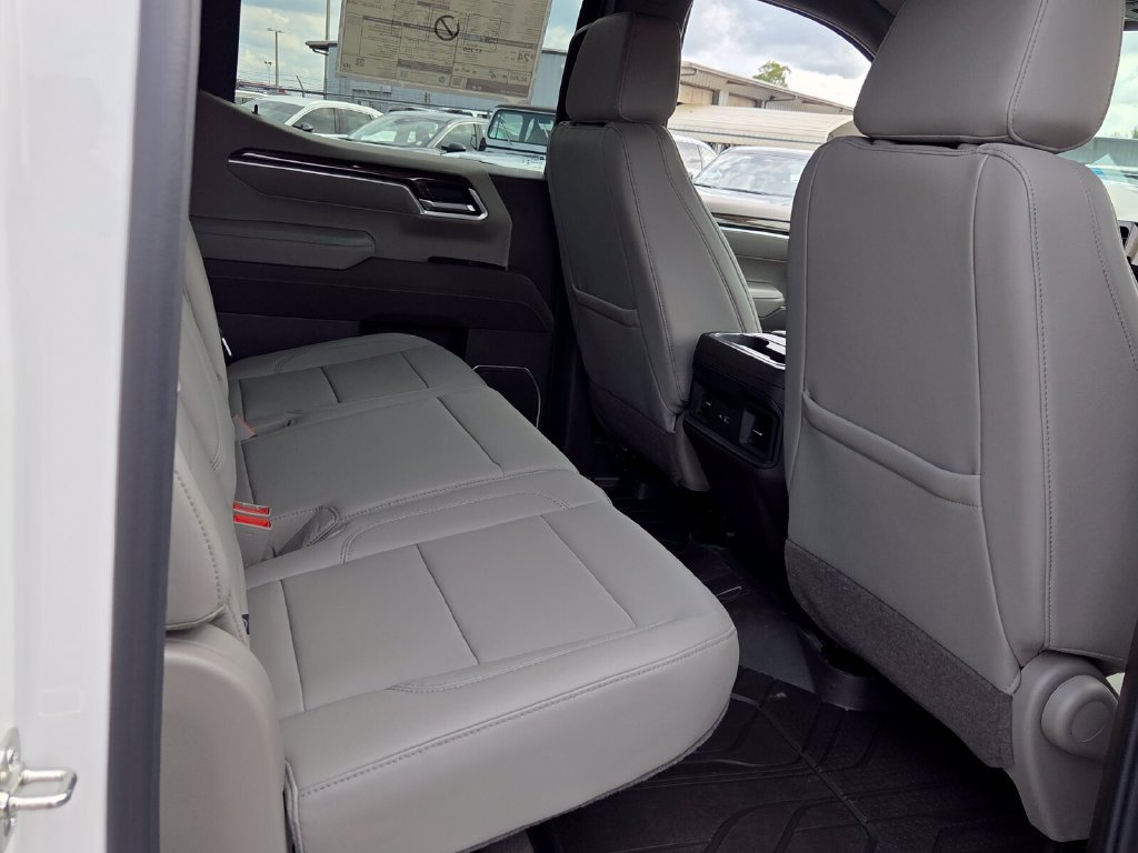New 2026 Chevrolet Silverado 1500 RST w/ RST All Star Premium Package AWD/4WD image 12