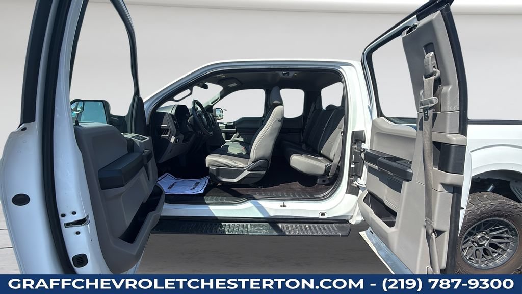 Used 2016 Ford F150 XL w/ Equipment Group 101A Mid AWD/4WD image 29