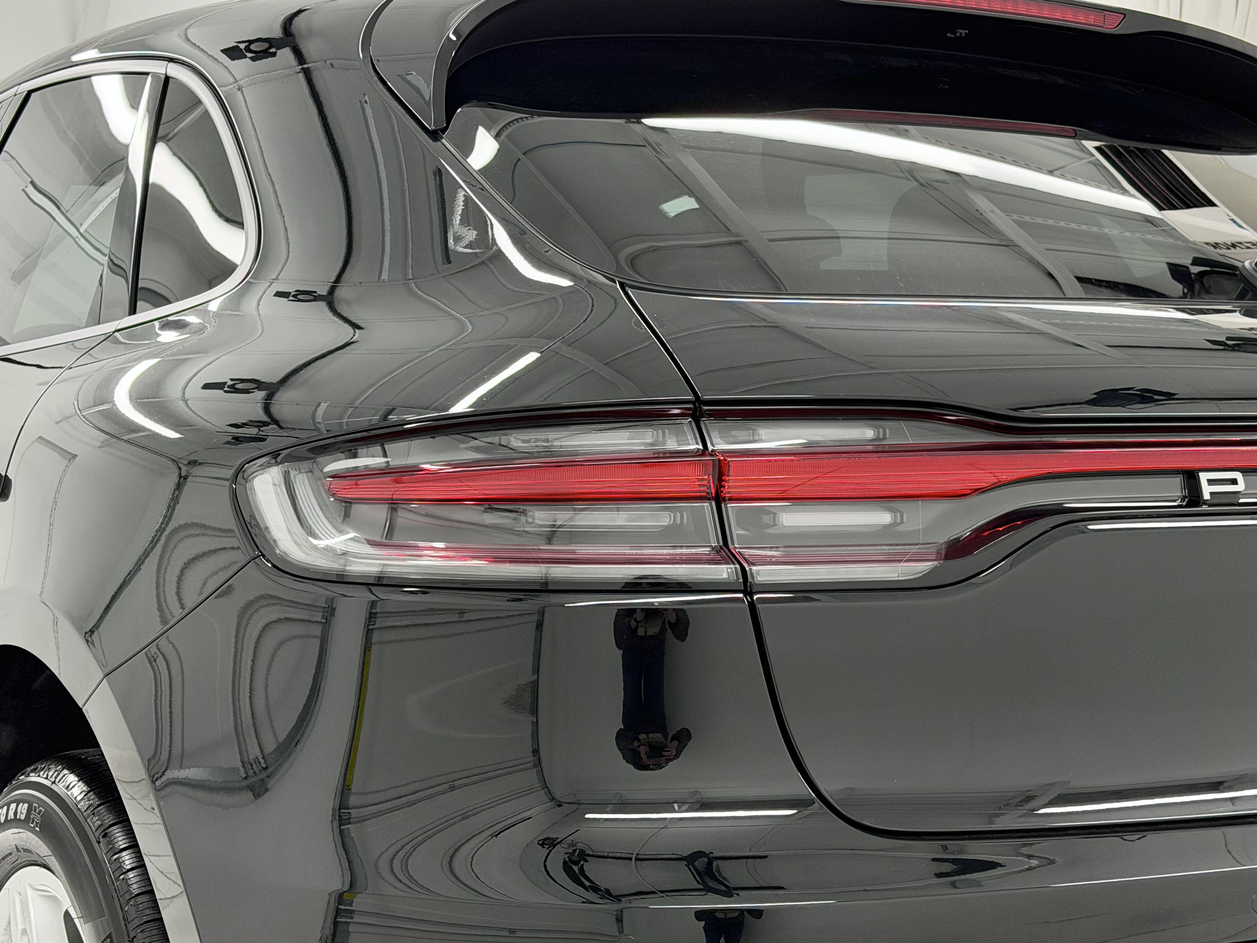 New 2026 Porsche Macan image 18