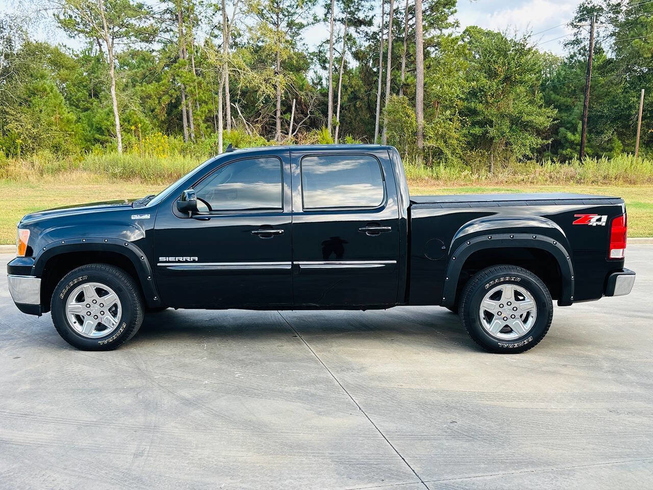 Used 2013 GMC Sierra 1500 SLT w/ All-Terrain Package image 6