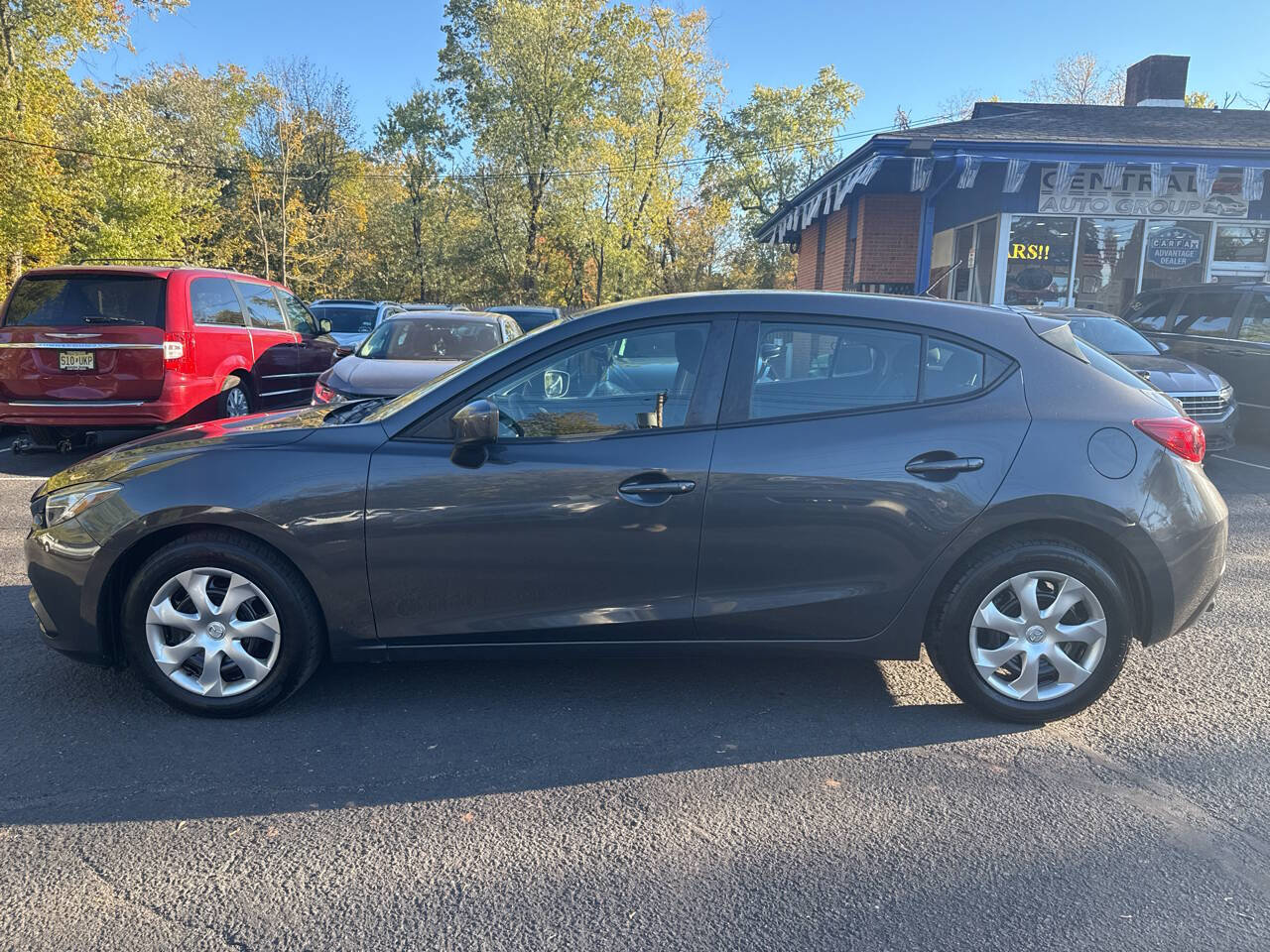 Used 2015 MAZDA MAZDA3 i Sport image 8